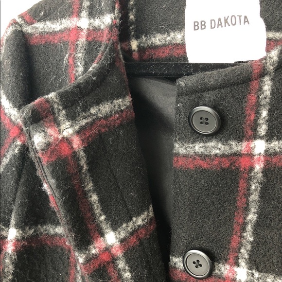 BB Dakota Coat - Picture 4 of 9